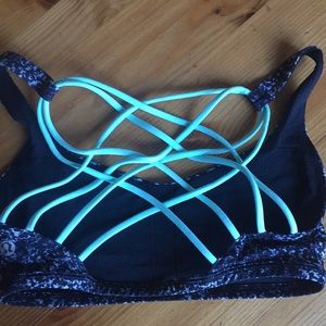 Lululemon free to be wild bra 4